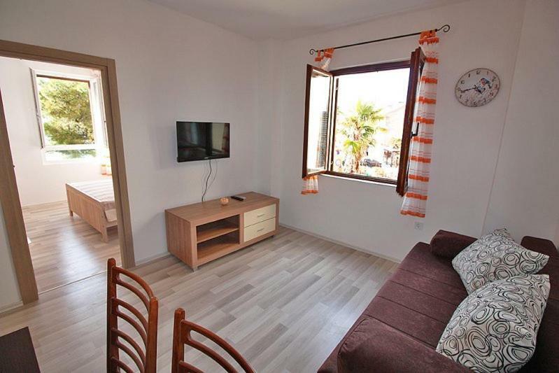 Appartement Apartman Petra à Fažana Extérieur photo