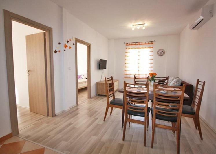 Appartement Apartman Petra à Fažana Extérieur photo